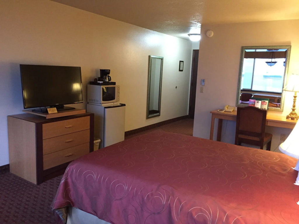 Port Angeles Inn