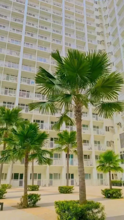 Shore Residence D1,shortwalk MALL OF ASIA near airport wifi