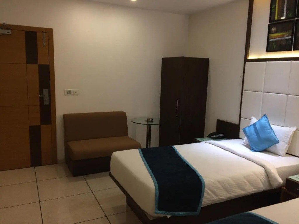 Hotel Royal Shelter