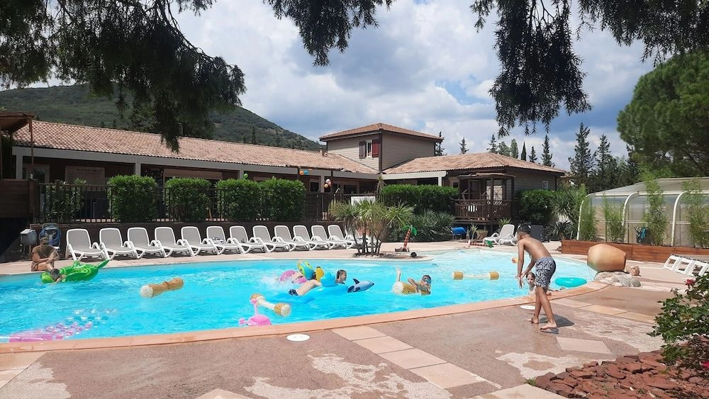 Relais Du Salagou