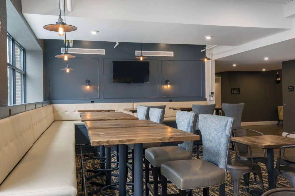 enVision Hotel Boston-Everett
