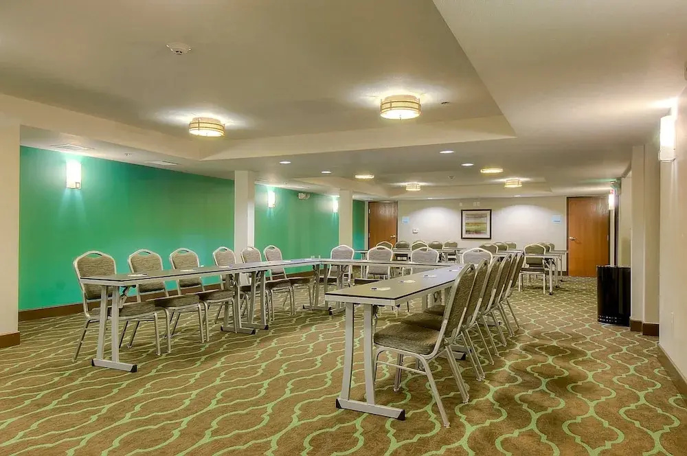 Quality Inn & Suites North- Legoland Area