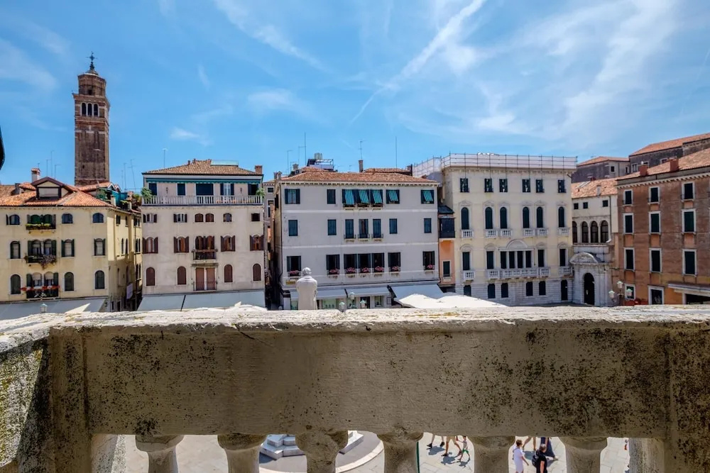 Tesoro Veneziano I - Enjoy Venice in a Luxurious 3 Bedroom Venetian Dream