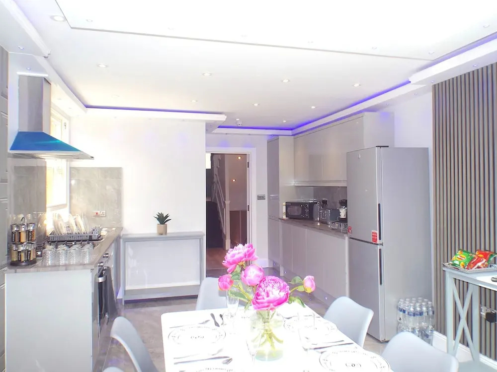 The Pond House - Ensuite Rooms