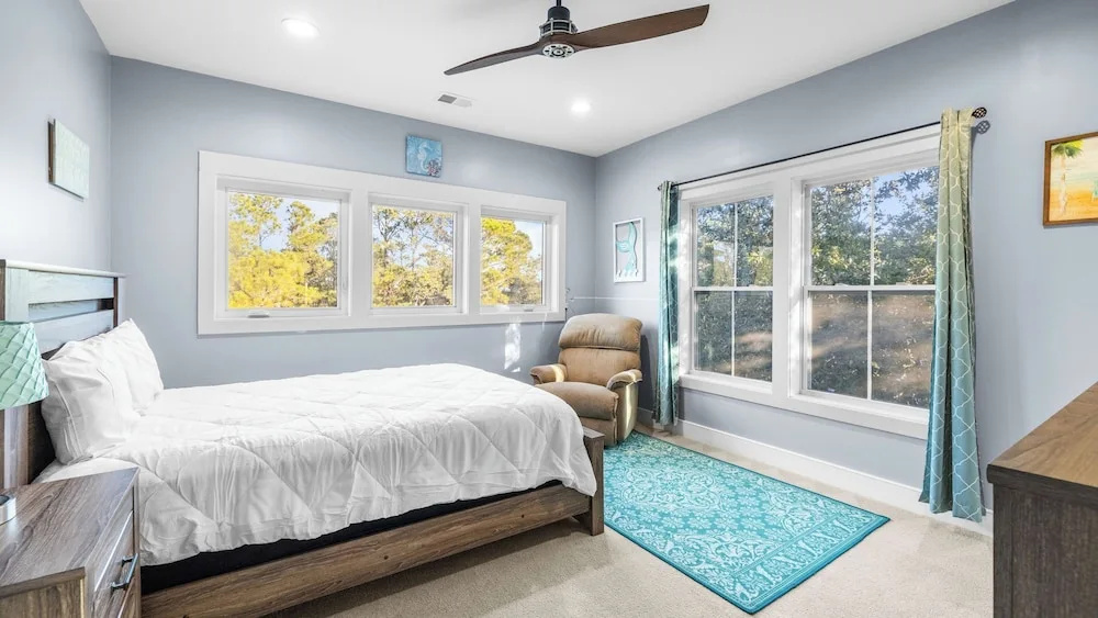 Folly Beach Getaway Near Sand Covered Lounge, BBQ & Outdoor TV Tidecrest by Avantstay