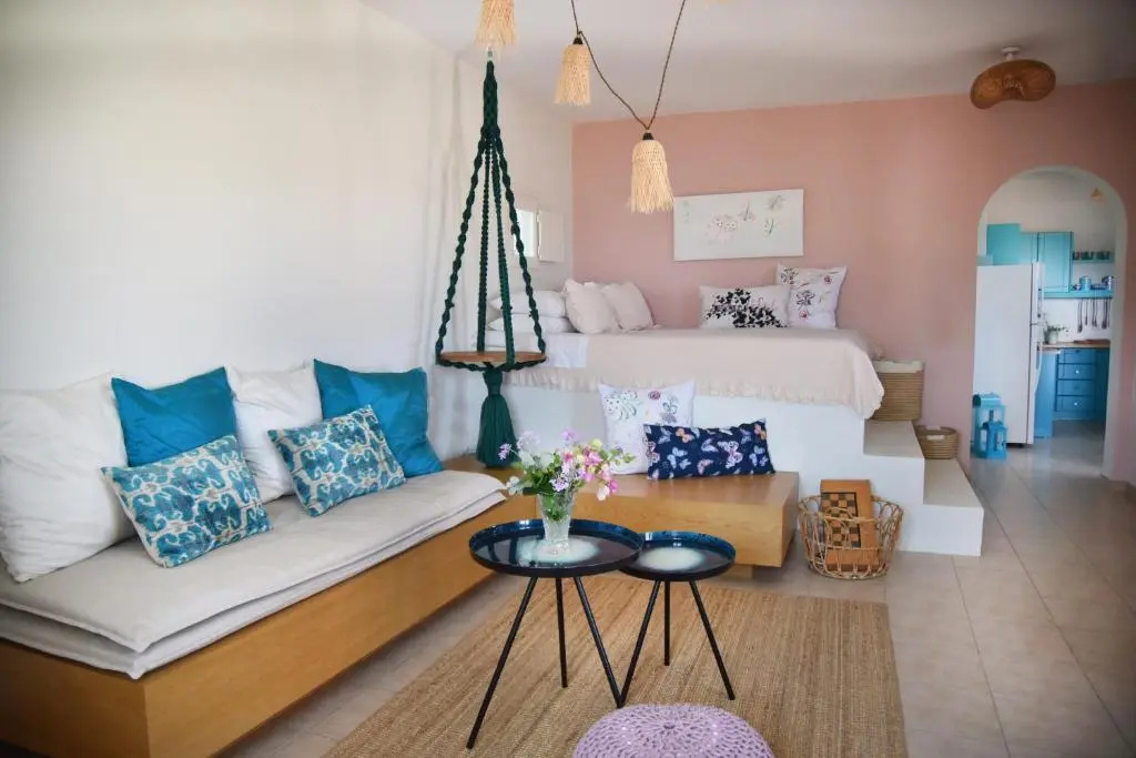 Angeliki House by Elefthia Syros