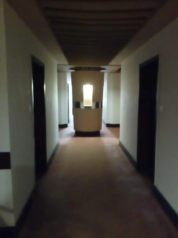 Hotel Leader's Inn