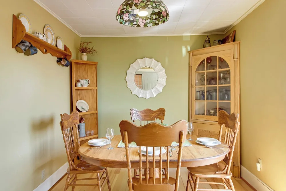 Spacious Duluth Home ~ 4 Mi to Lake Superior!