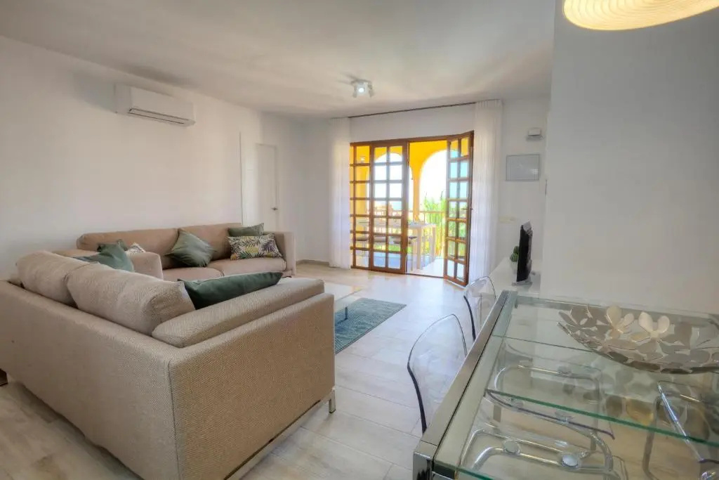 Desert Springs Apartment 355