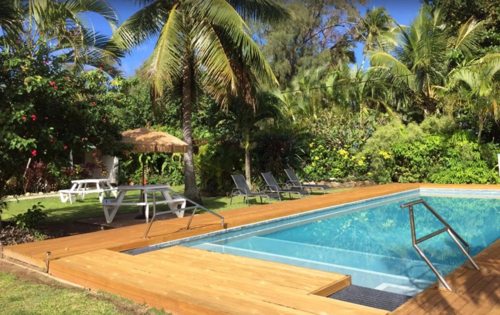 The Black Pearl Beachside Apartments