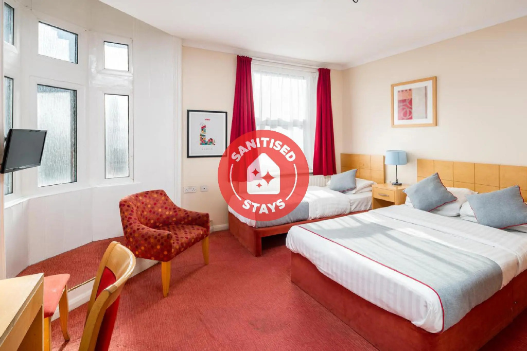 Bros Inn Hotel