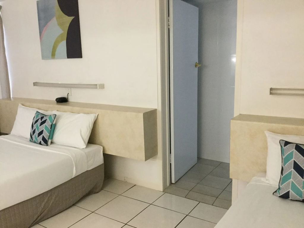 Ambassador Motel