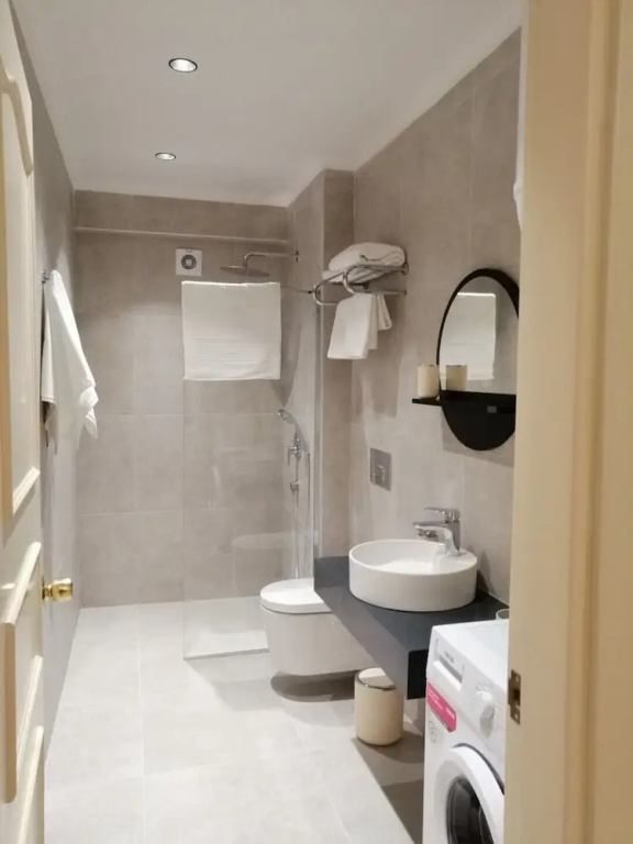 Апарт-отель Channel Suites
