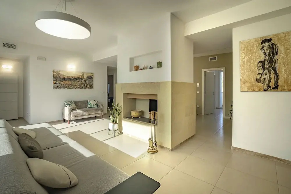 Villa Torricella Pool and Sunny Garden - Happy Rentals