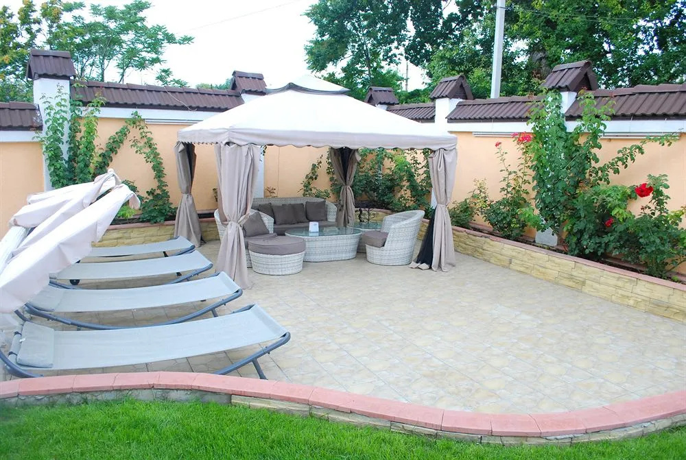 Shadow Boutique Hotel & SPA