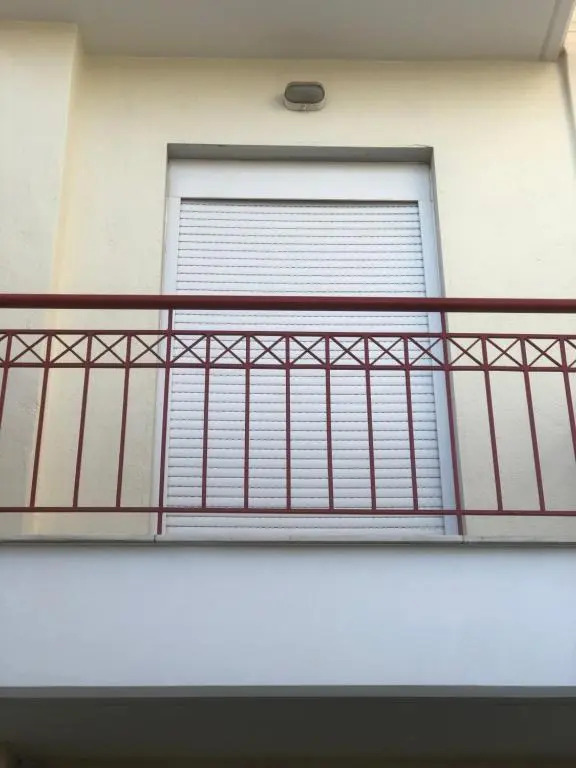 REM One Bedroom Apartment