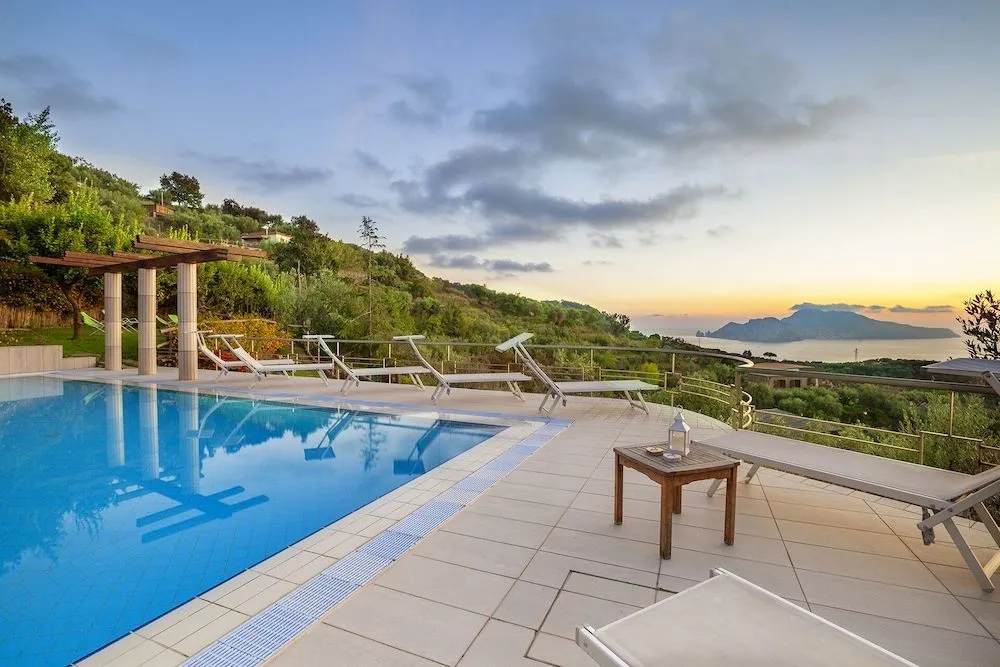 AMORE RENTALS - Villa Elia
