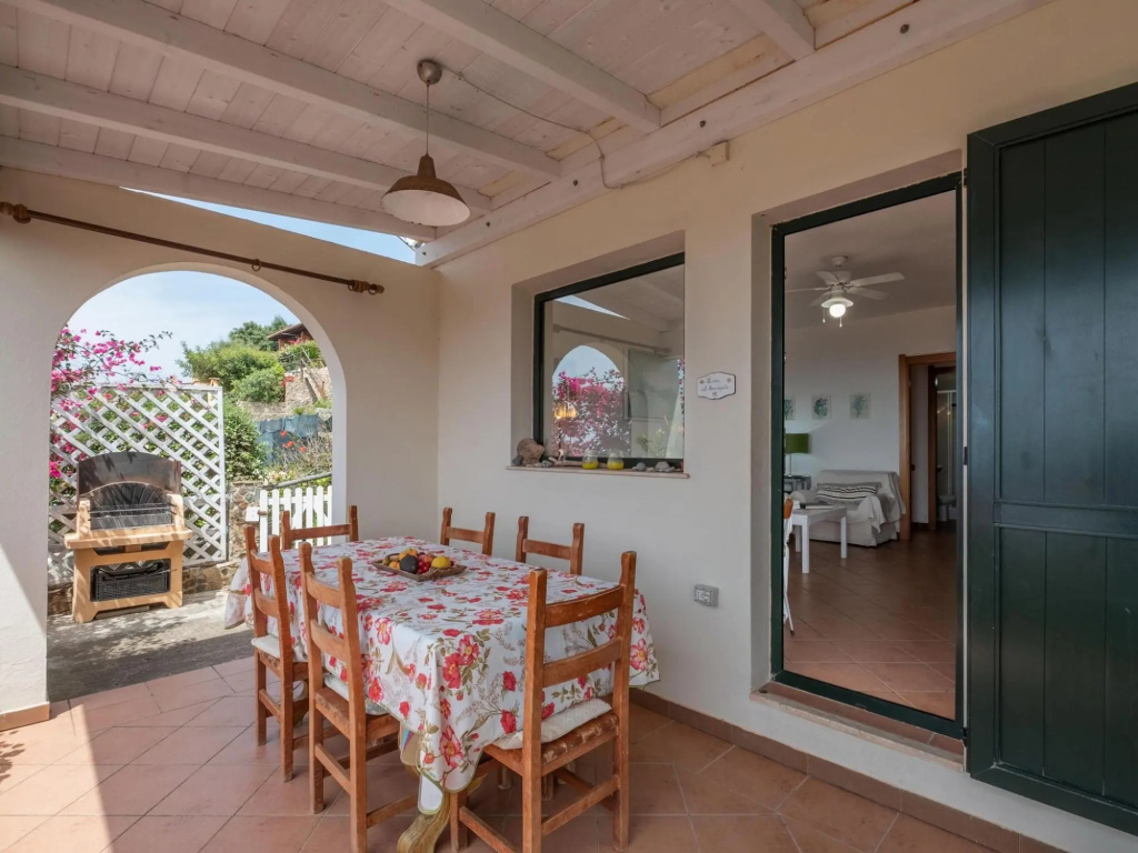 Picturesque Flat With sea View