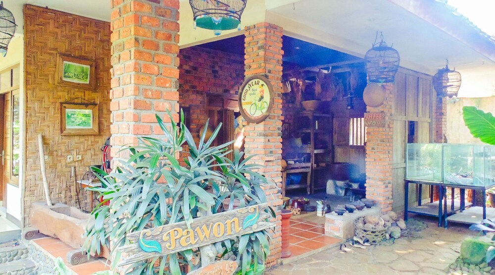 REVIVE Bogor Pendopo 45 Resort