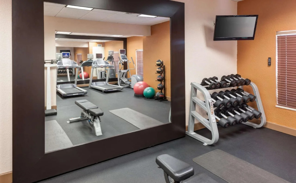 Homewood Suites Miami Airport/Blue Lagoon