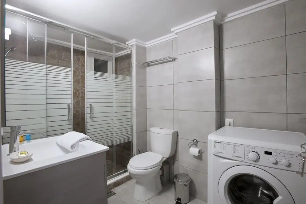 Zan Moreas A Simple & Minimal Apartment