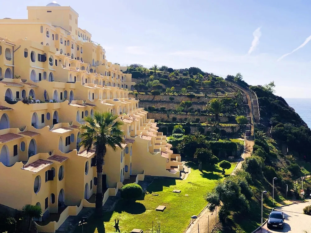 Apartment With one Bedroom in Carvoeiro, With Wonderful sea View and Furnished Balcony - 50 m From the Beach