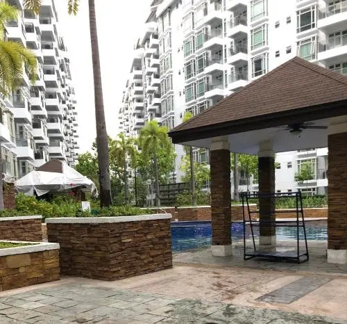 F-10C Parkside Villas