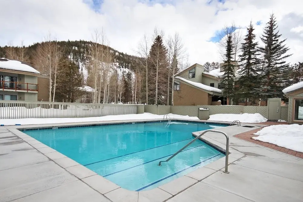 1125 Flying Dutchman 1 Bedroom Condo by RedAwning