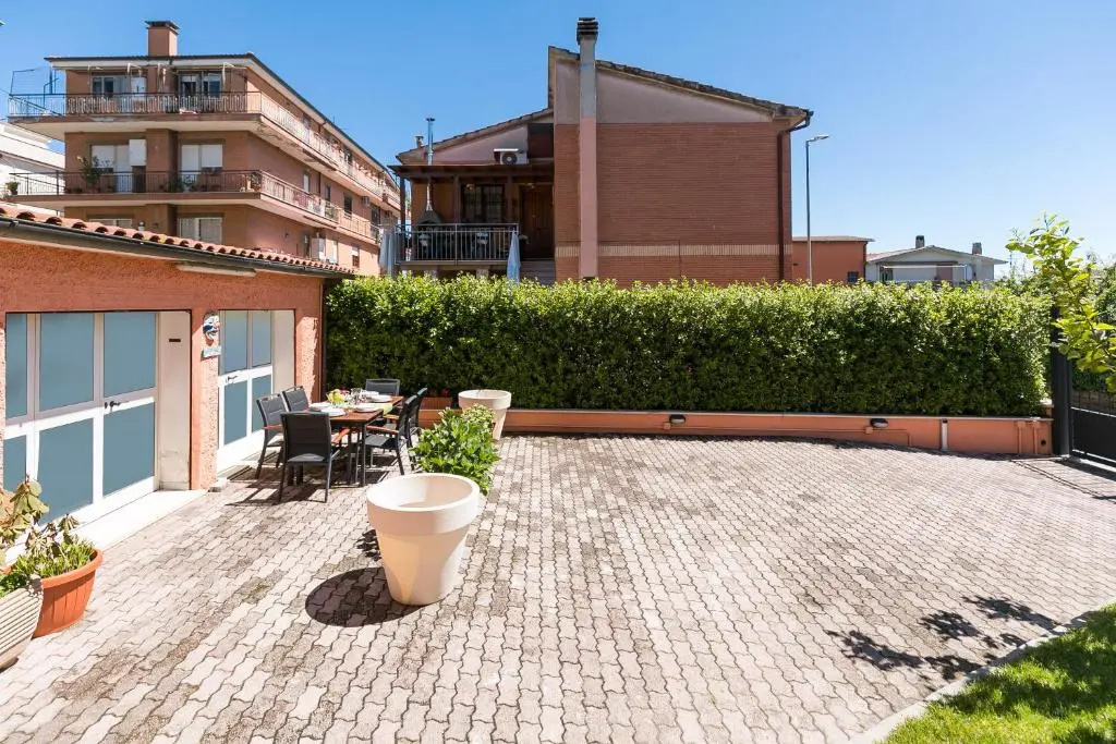 Galeria Home Apartments