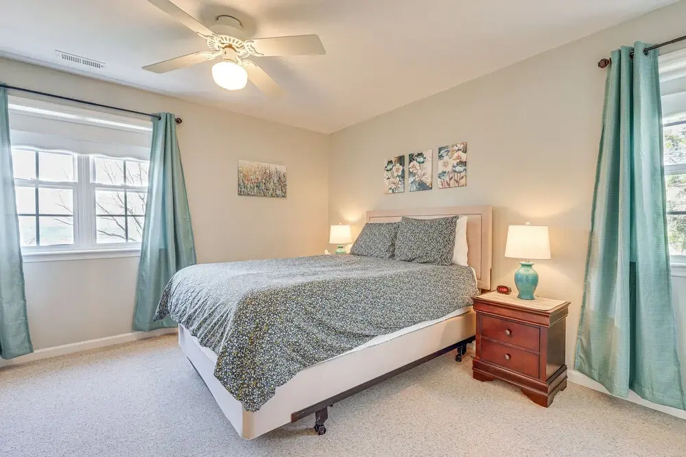 Stunning Hayesville Retreat: 2 Mi to Lake Chatuge