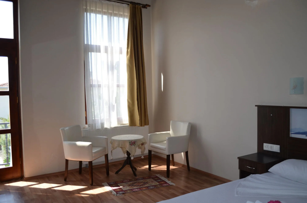 Eden Selene Hotel