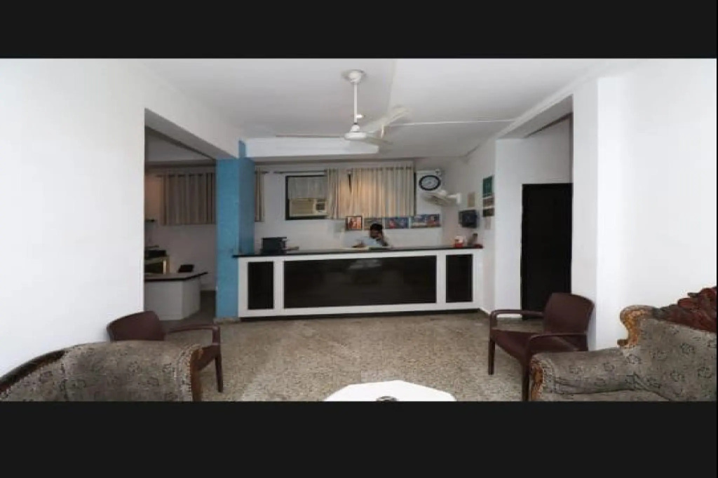 OYO 82544 Hotel Rajni Guest House