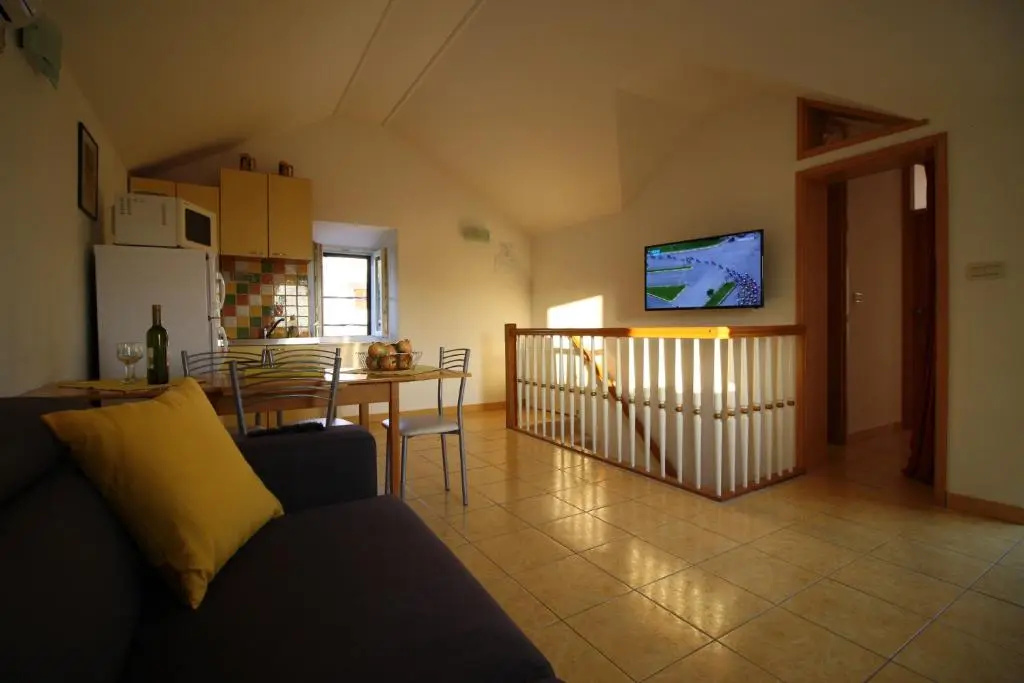 Apartmani Šolo