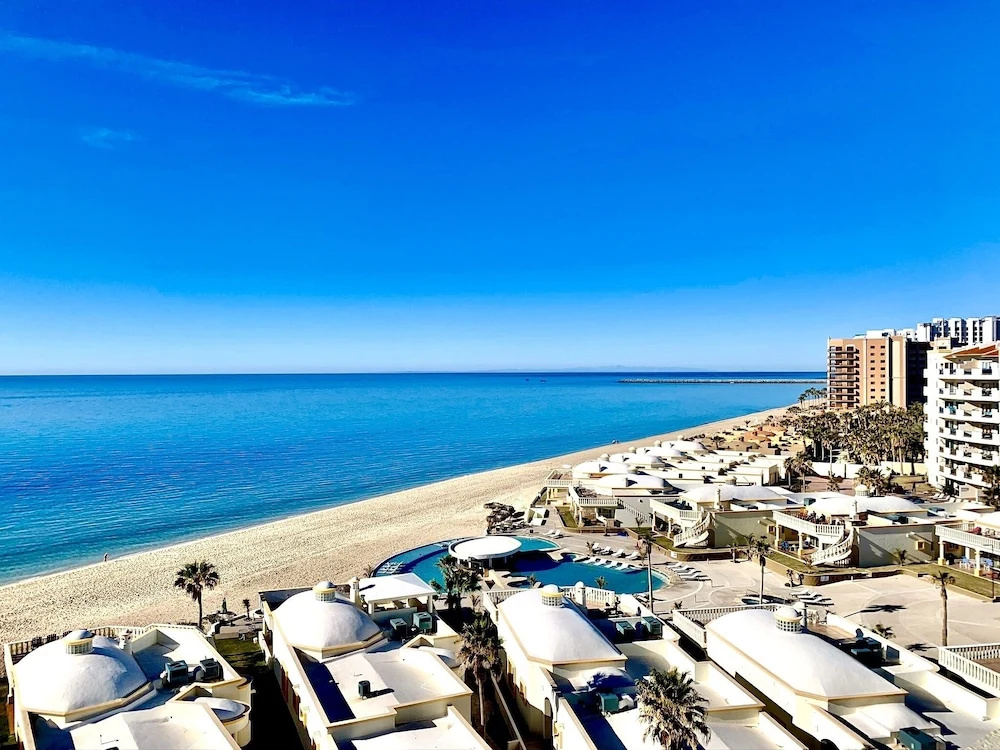 Baja 704 - 2 Br Condo