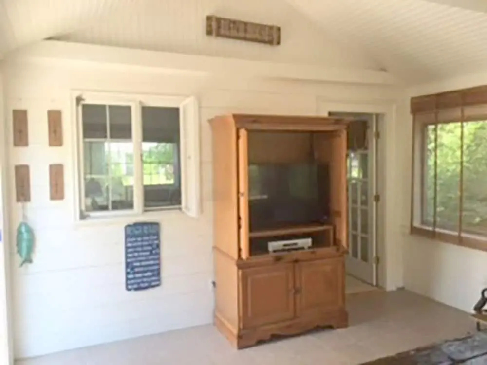 15 Bayberry Rd