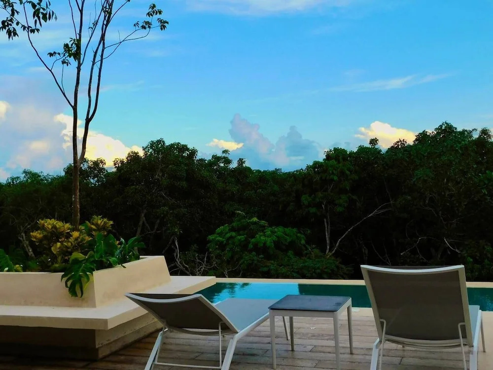 1 Br Apartment W-jungle View - Top Lx Amenities