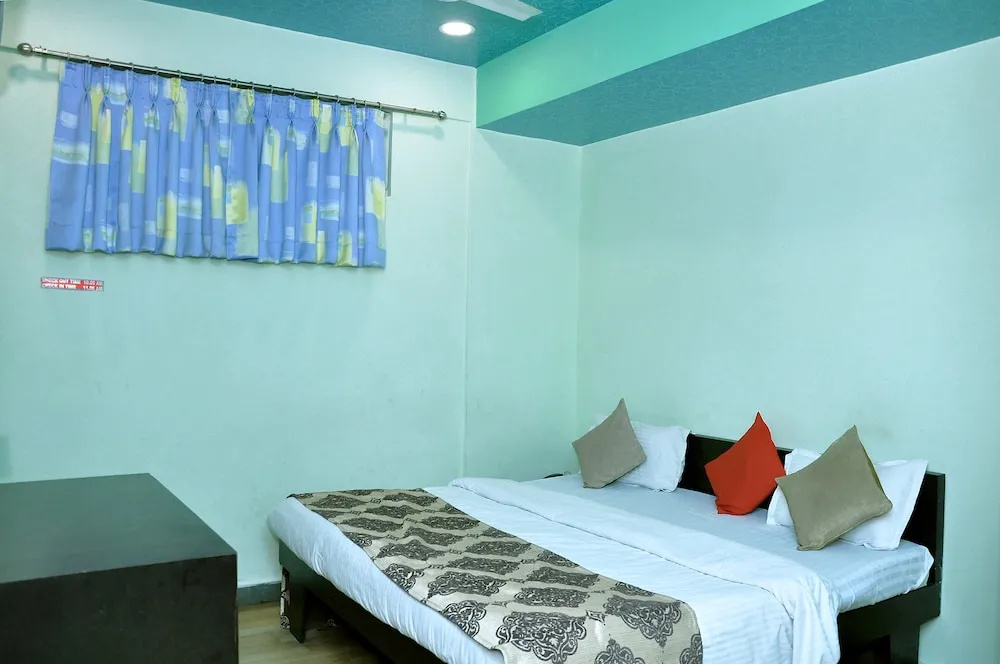 Ganpati Hotel