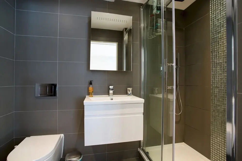 Contemporary and Bright 3 Bedroom House in a Residential Area of Clapham