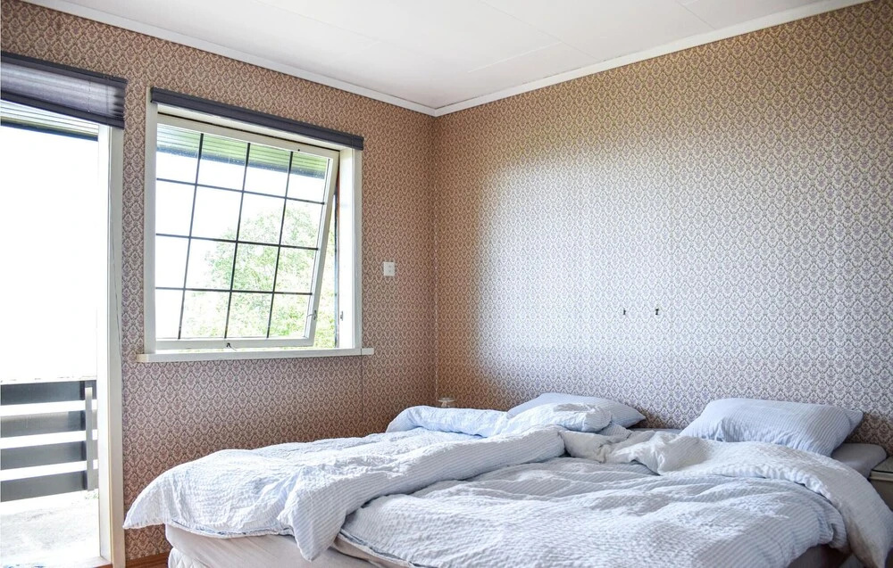 3 Bedroom Stunning Home In Bjoa