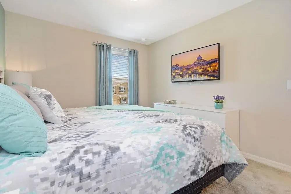 Four Bedroom Sleeps 10 w Gameroom 5152a