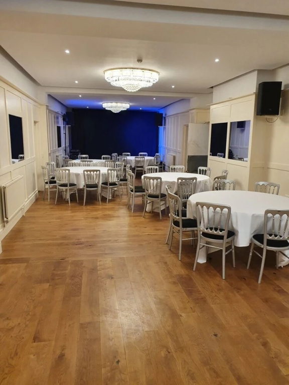 Delmont Hotel & View Restaurant