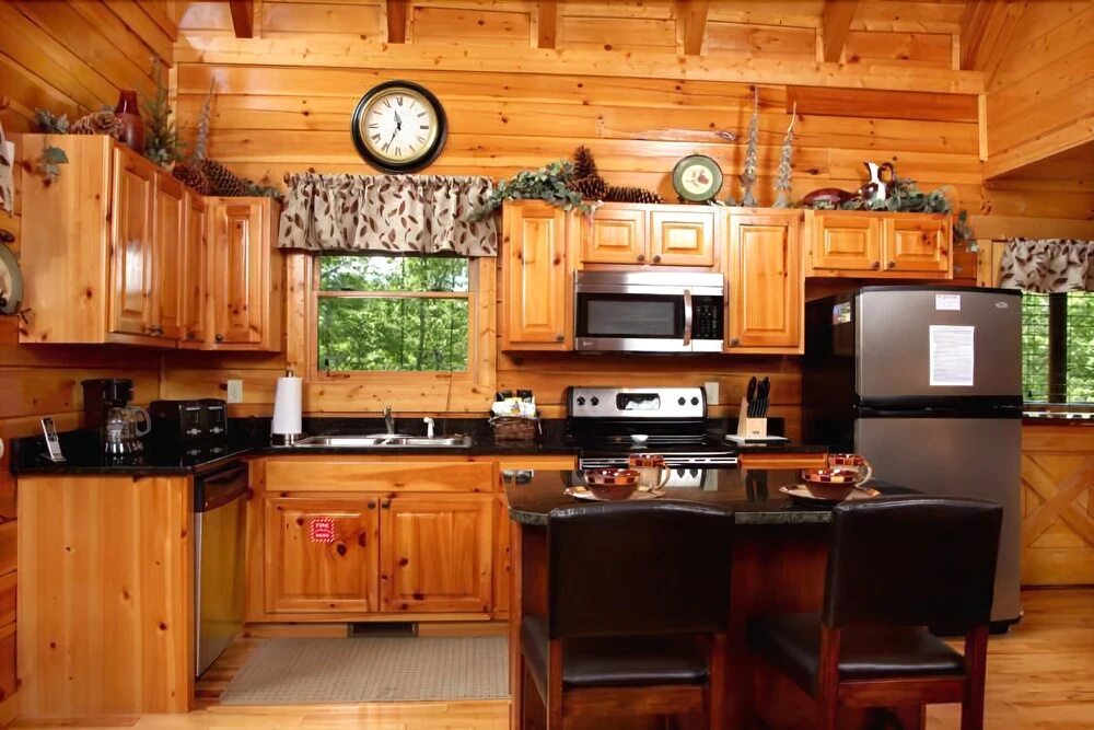 Together Again 2 Bedroom Home with Hot Tub
