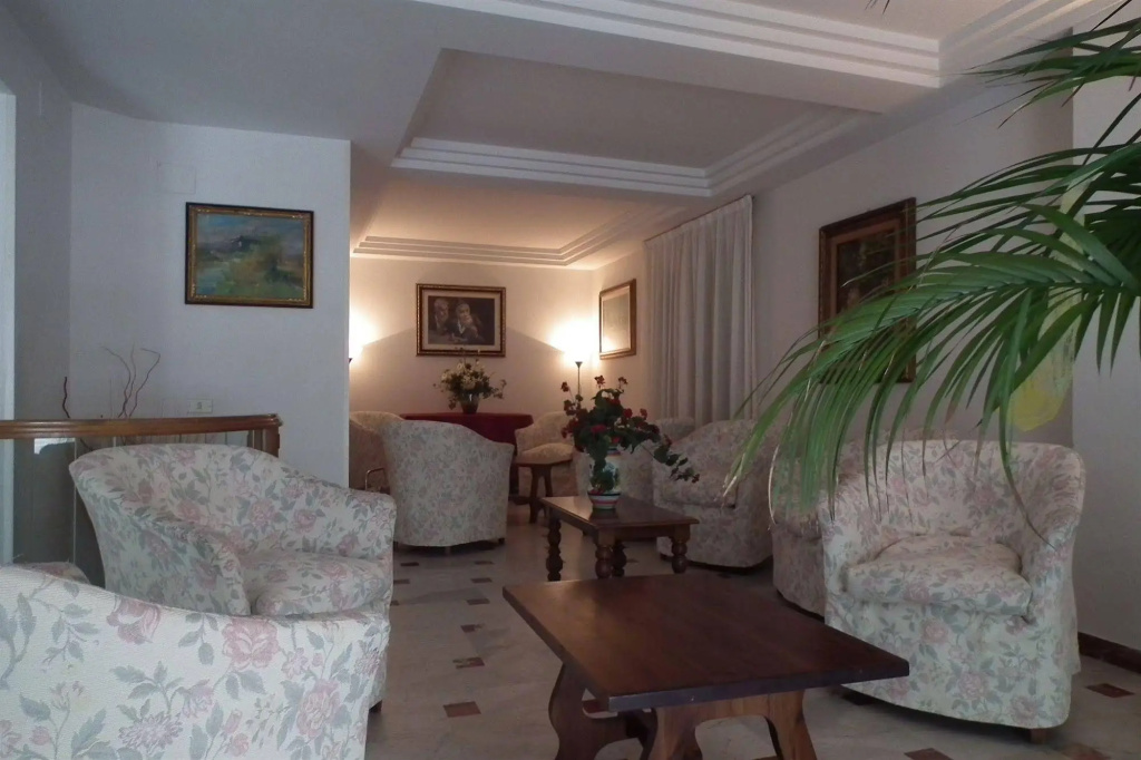 Hotel EUR