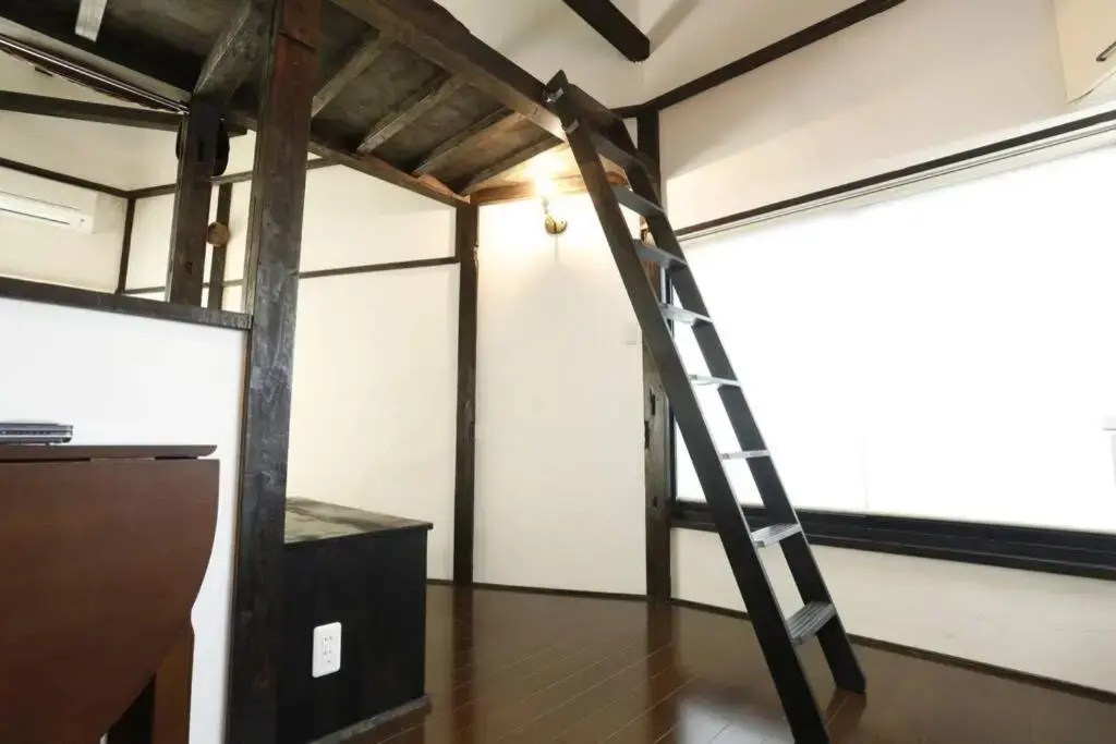 アンドステイ西早稲田3丁目B