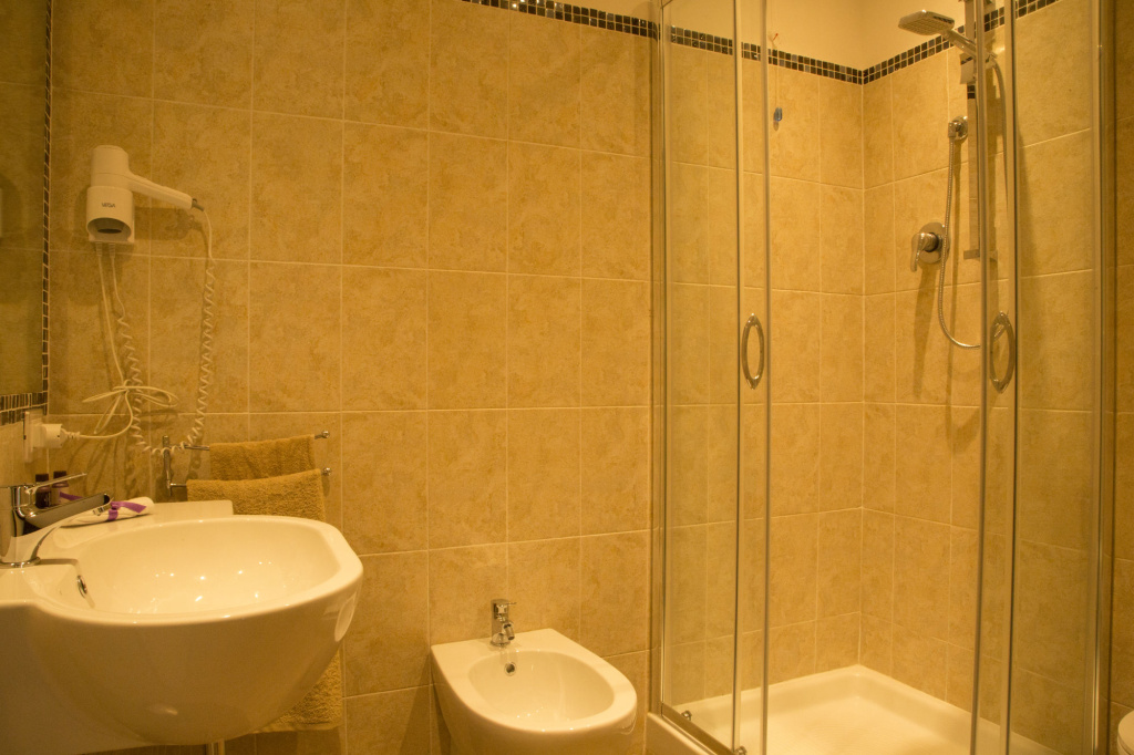 Hotel Vatluna