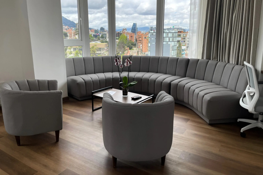 VOU Suites by Avia Suites