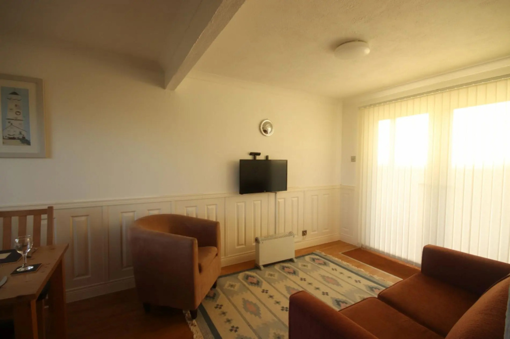 34H Medmerry Park 2 Bedroom Chalet Family Friendly