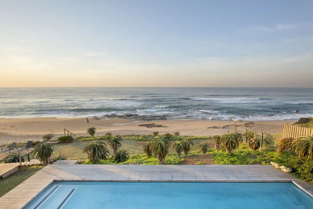 Dolphin Coast YOLO Spaces - Beach House Villa