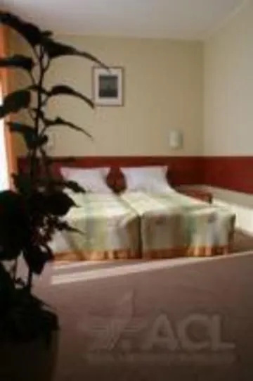 Laro Hotel