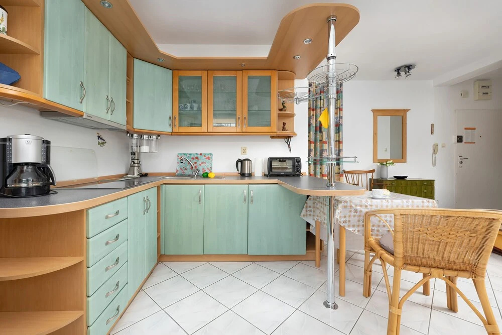 Sklodowskiej-curie Apartments by Renters